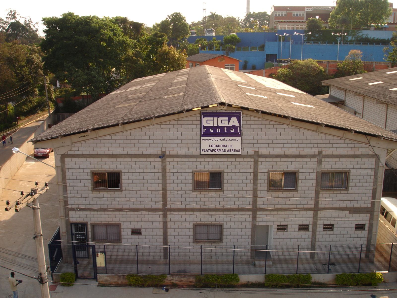 GIGA RENTAL em Cotia